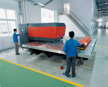 VT-300多功位数控冲床